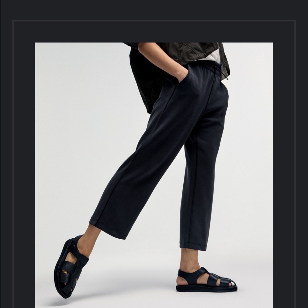 lululemon athletica softstream Black Cropped Pants